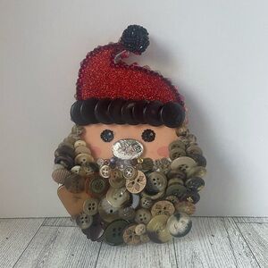 Santa Buttons With Jewelry & Rhinestones Wall Art